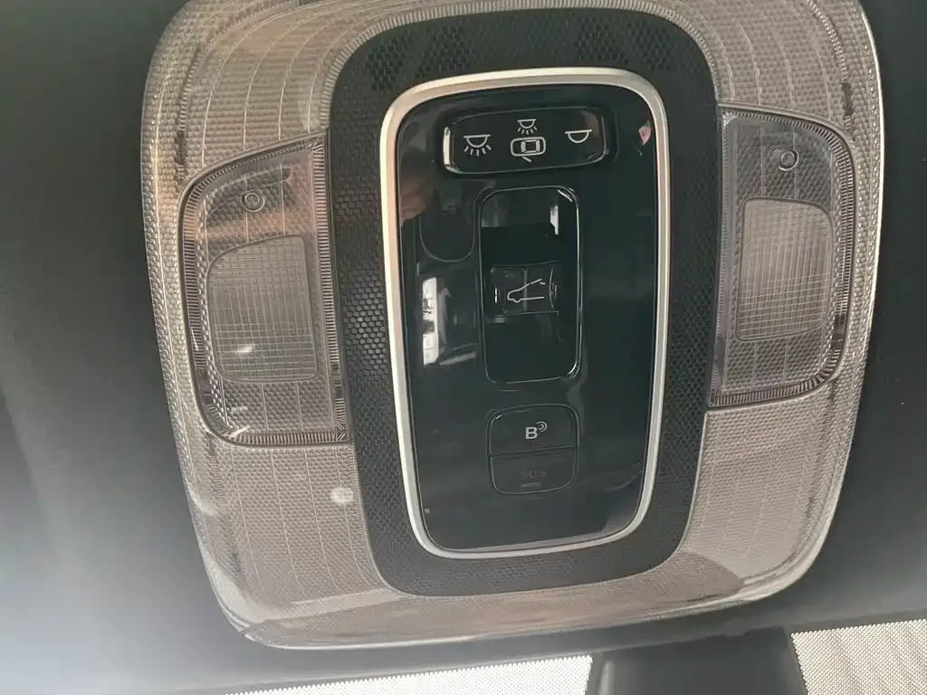 Hyundai Elantra 2023 из CN, фото 7