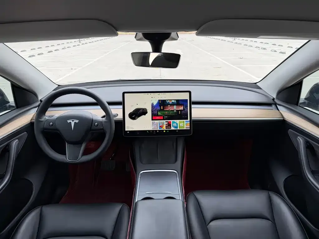 Tesla Model Y — фото 3