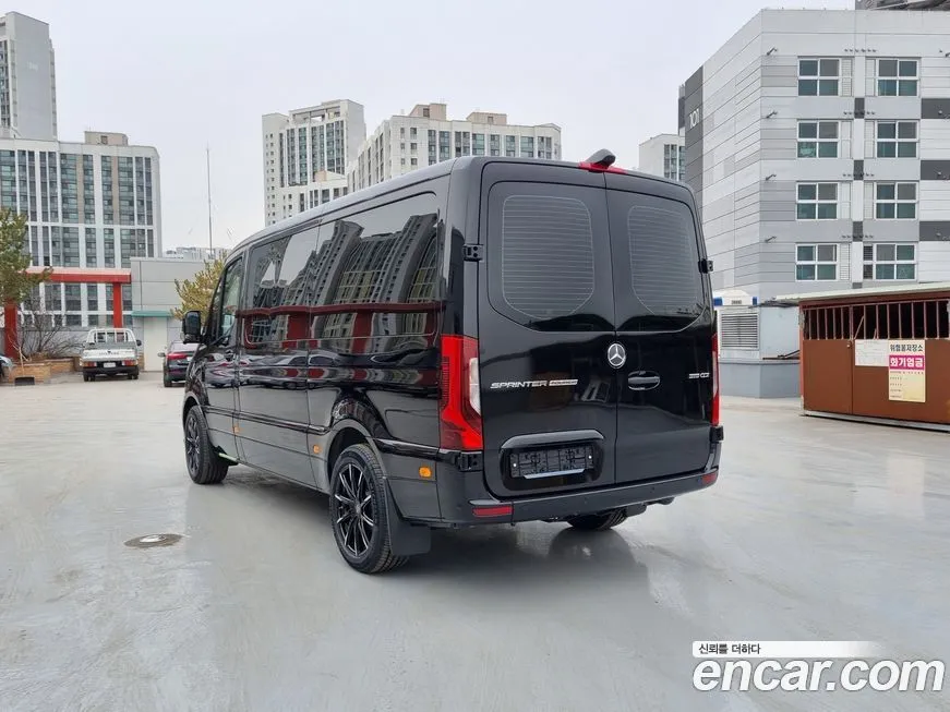 Mercedes-Benz Sprinter 2026 из KR, фото 3