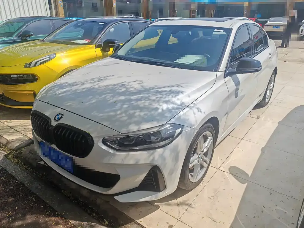 BMW 1 Series — фото 1