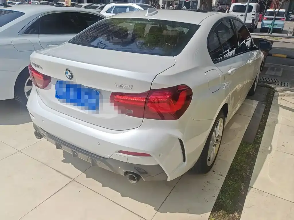 BMW 1 Series — фото 10