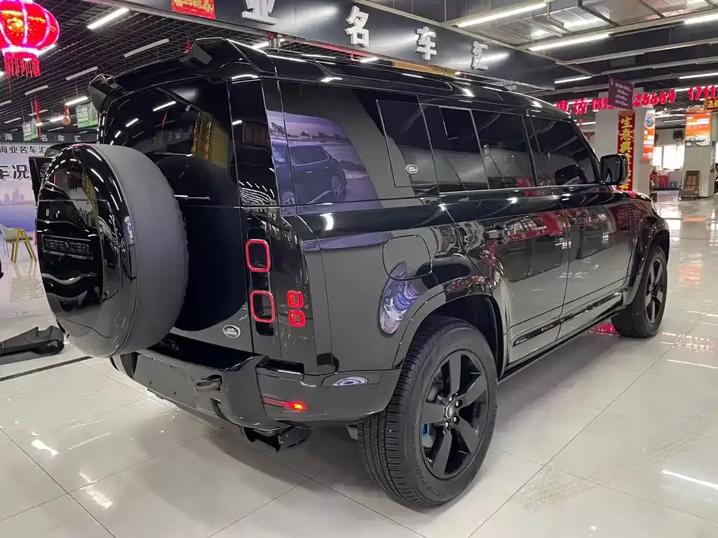 Land Rover Defender — фото 8