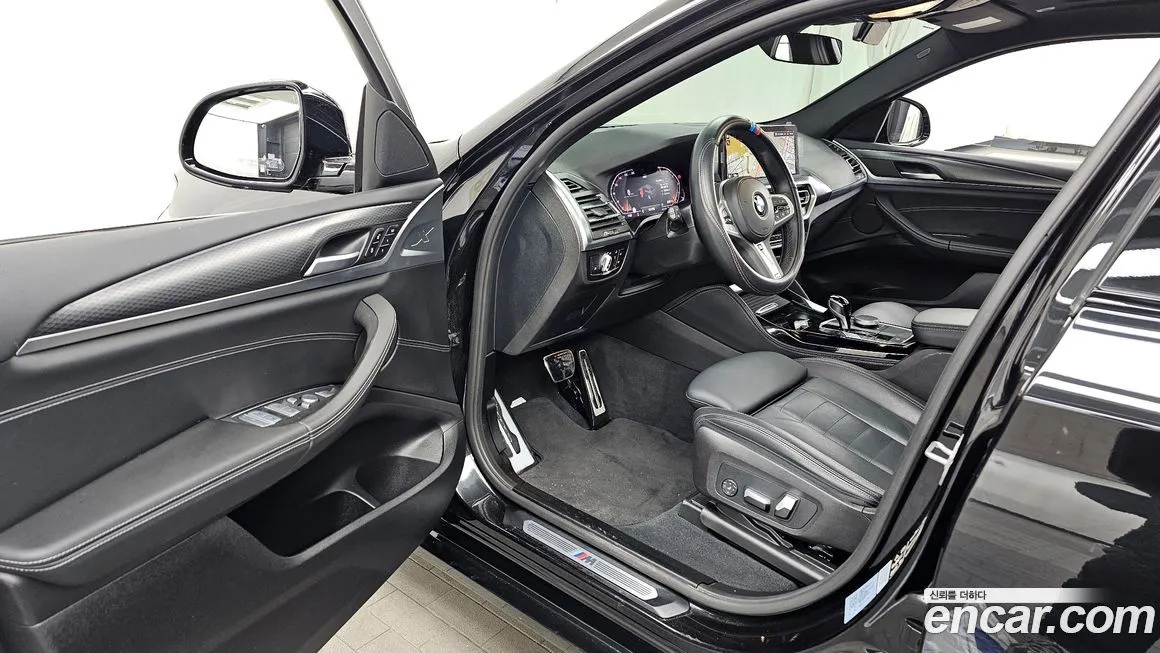 BMW X4 2023 из KR, фото 8