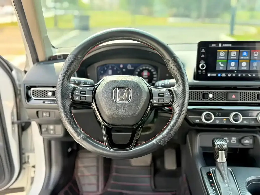 Honda Civic — фото 8