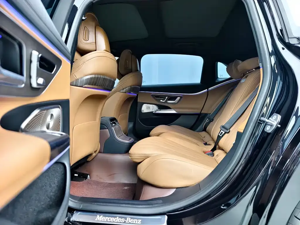 Mercedes-Benz E-Class 2026 из CN, фото 6