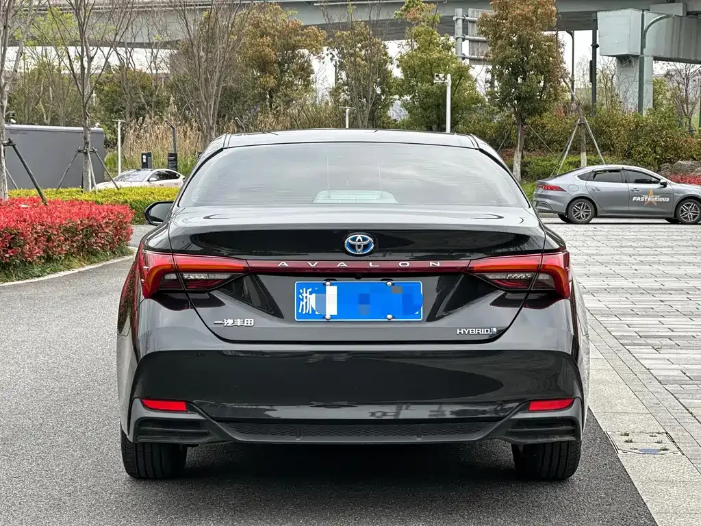 Toyota Avalon 2022 из CN, фото 9