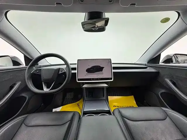 Tesla Model 3 — фото 6