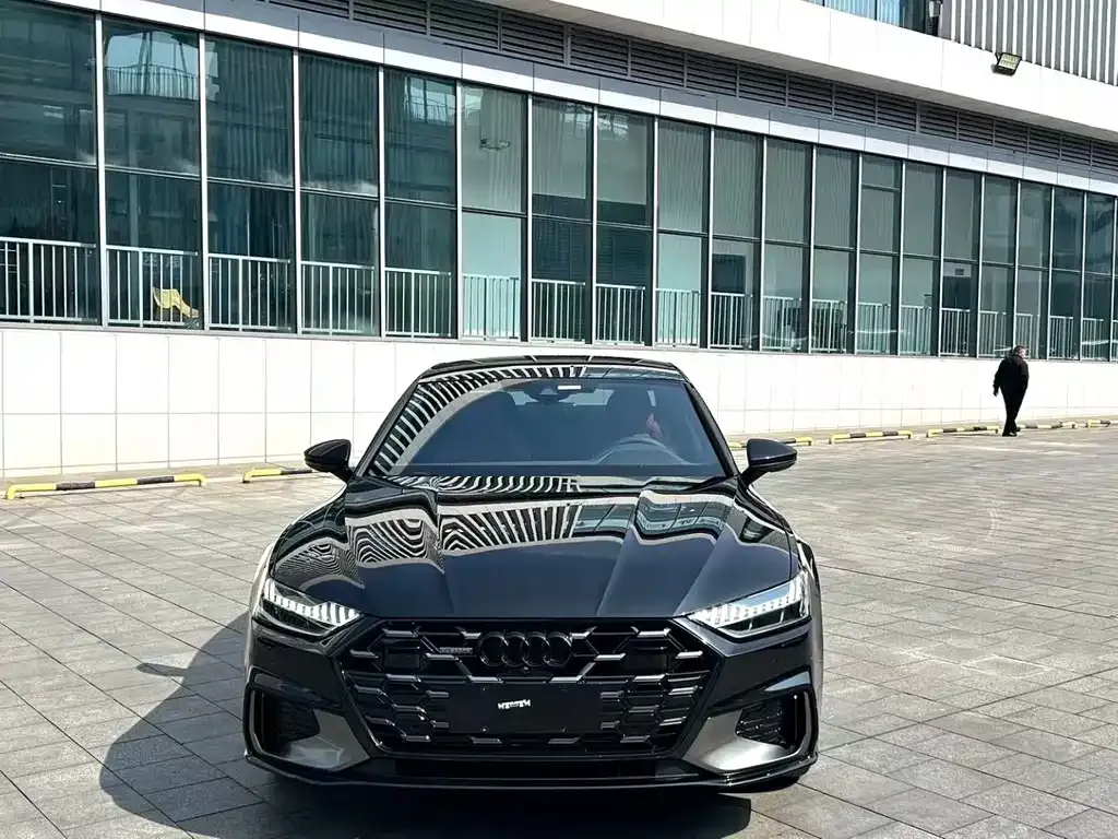 Audi A7L — фото 3