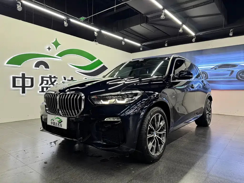 BMW X5 (Import) — фото 1