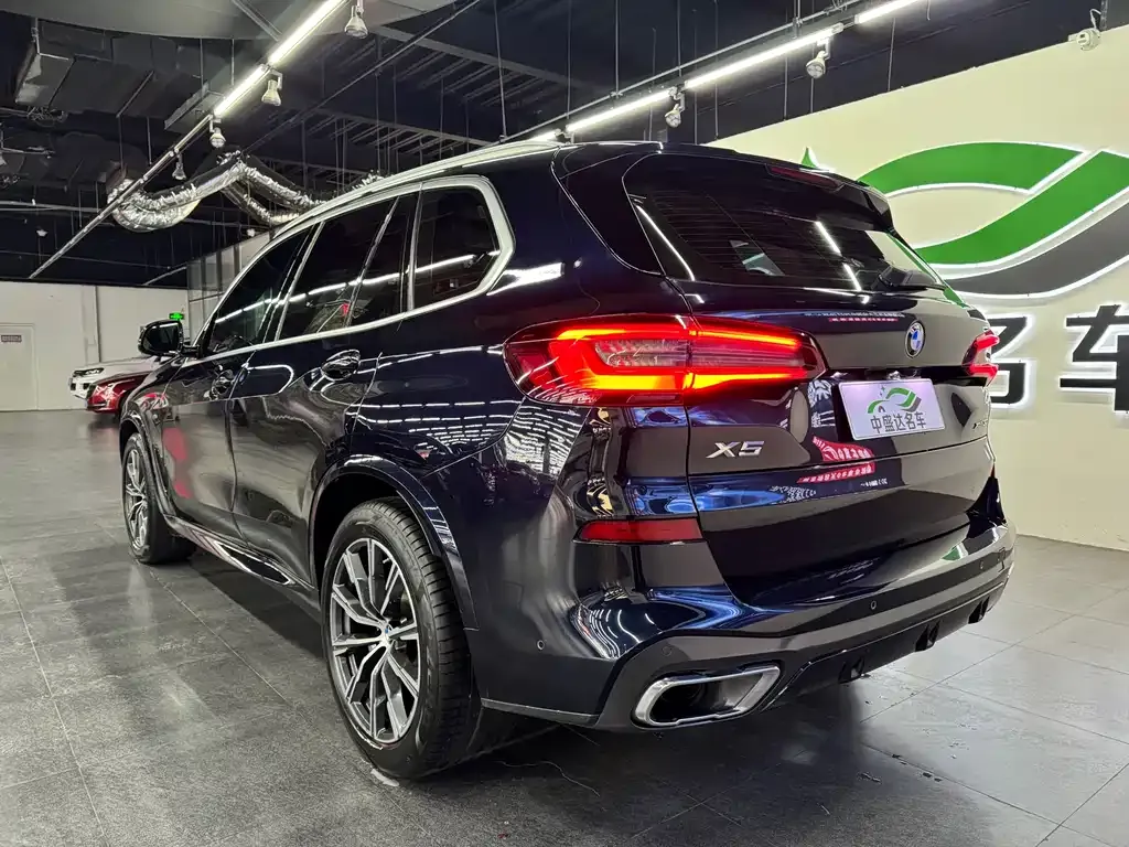 BMW X5 (Import) — фото 5