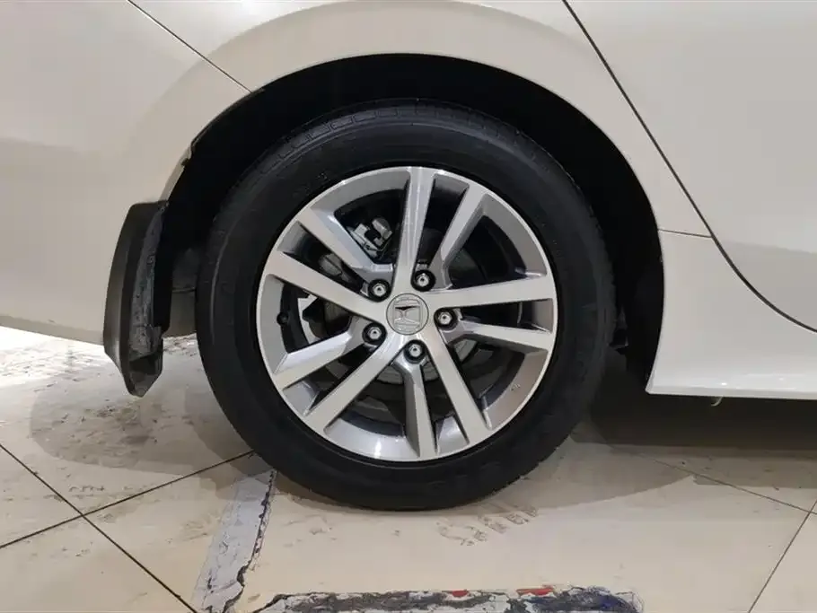 Honda Civic — фото 4