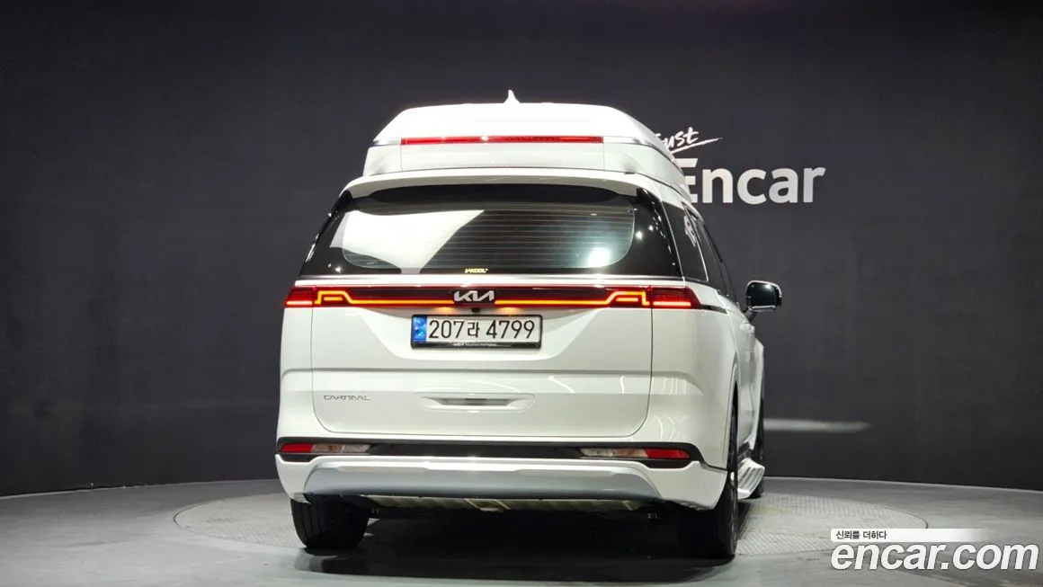 Kia Carnival — фото 2