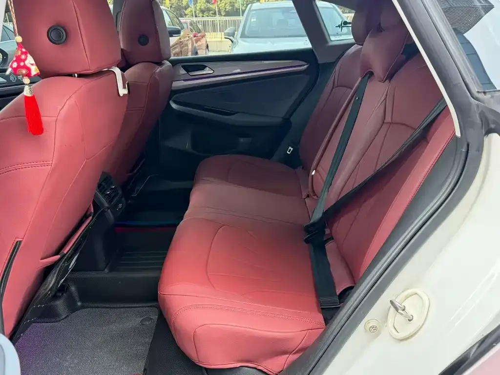 Volkswagen Lamando 2023 из CN, фото 4