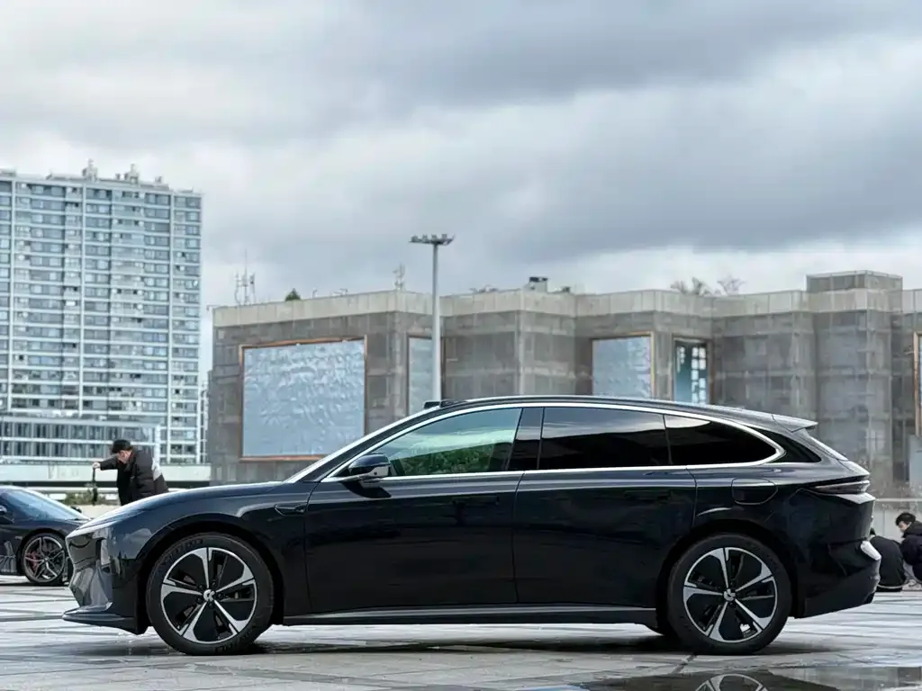 NIO ET5T 2024 из CN, фото 8