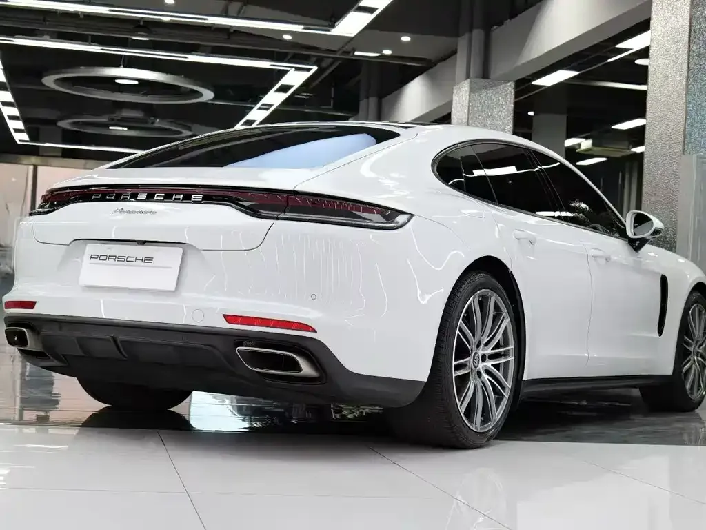 Porsche Panamera — фото 9