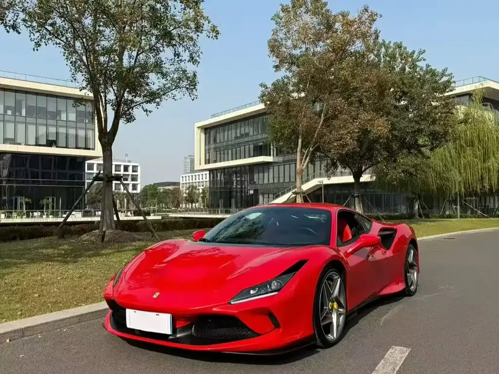 Ferrari F8 — фото 1
