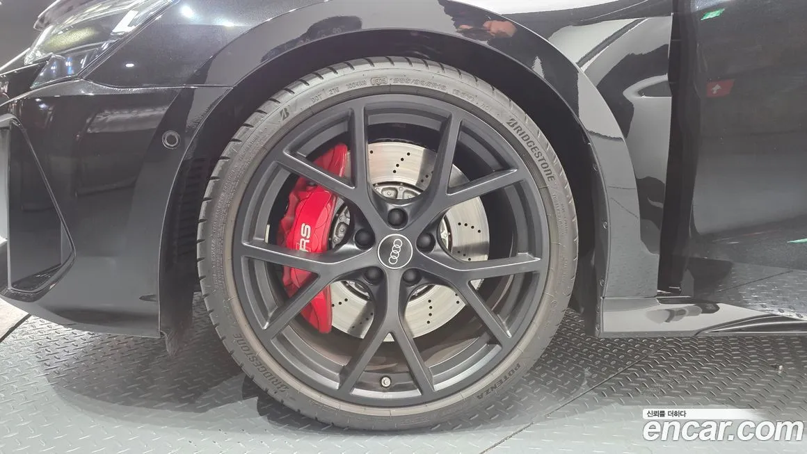 Audi RS3 2025 из KR, фото 8