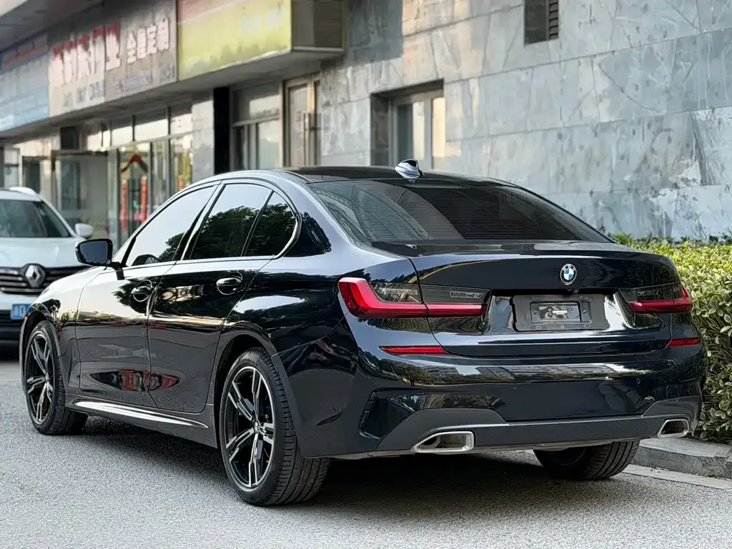 BMW 3 Series — фото 10