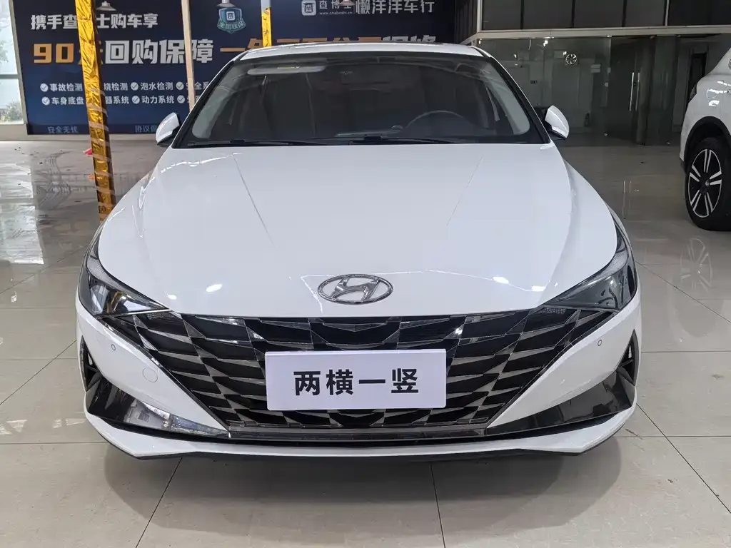 Hyundai Elantra 2023 из CN, фото 5