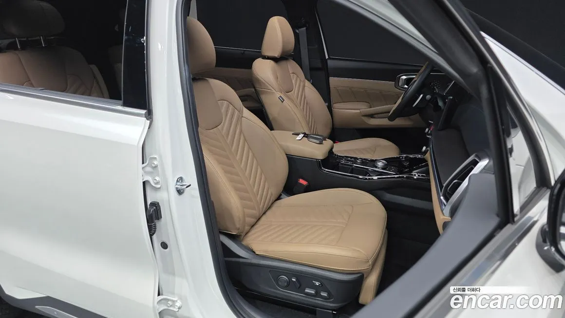 Kia Sorento — фото 7