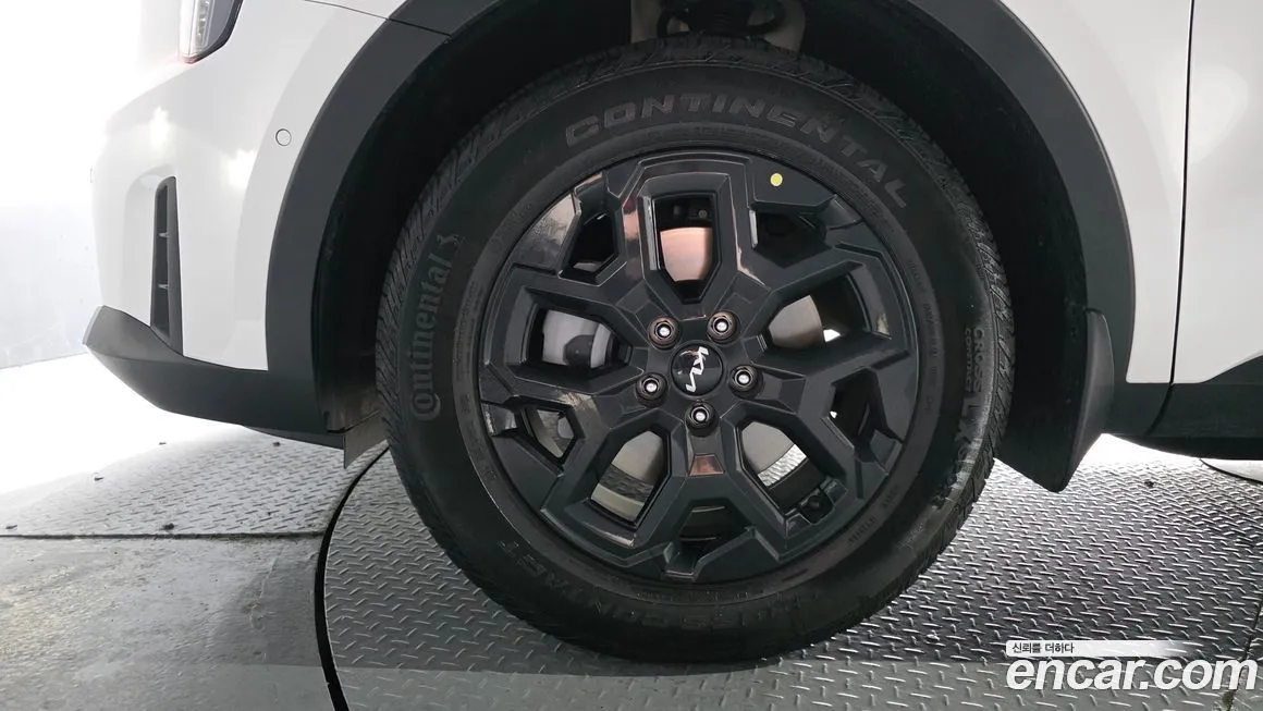 Kia Sorento — фото 6