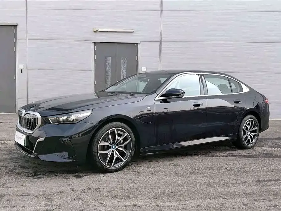 BMW i5 2025 из CN, фото 1