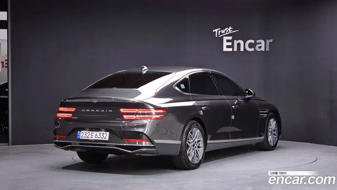 Genesis G80 — фото 10