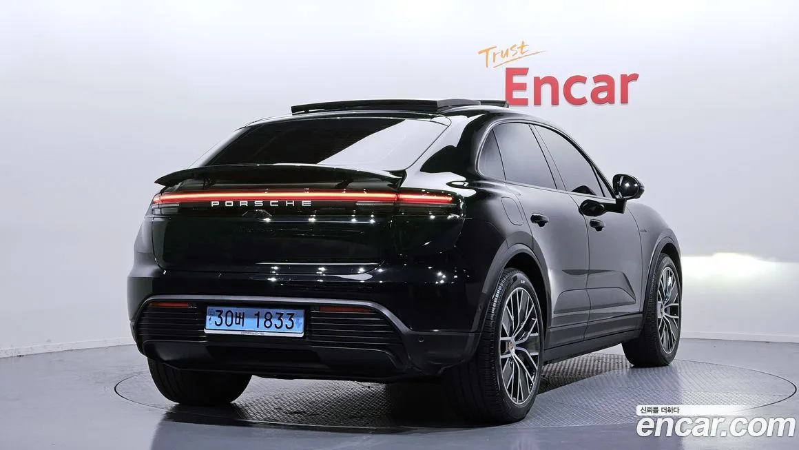 Porsche Macan 2025 из KR, фото 2