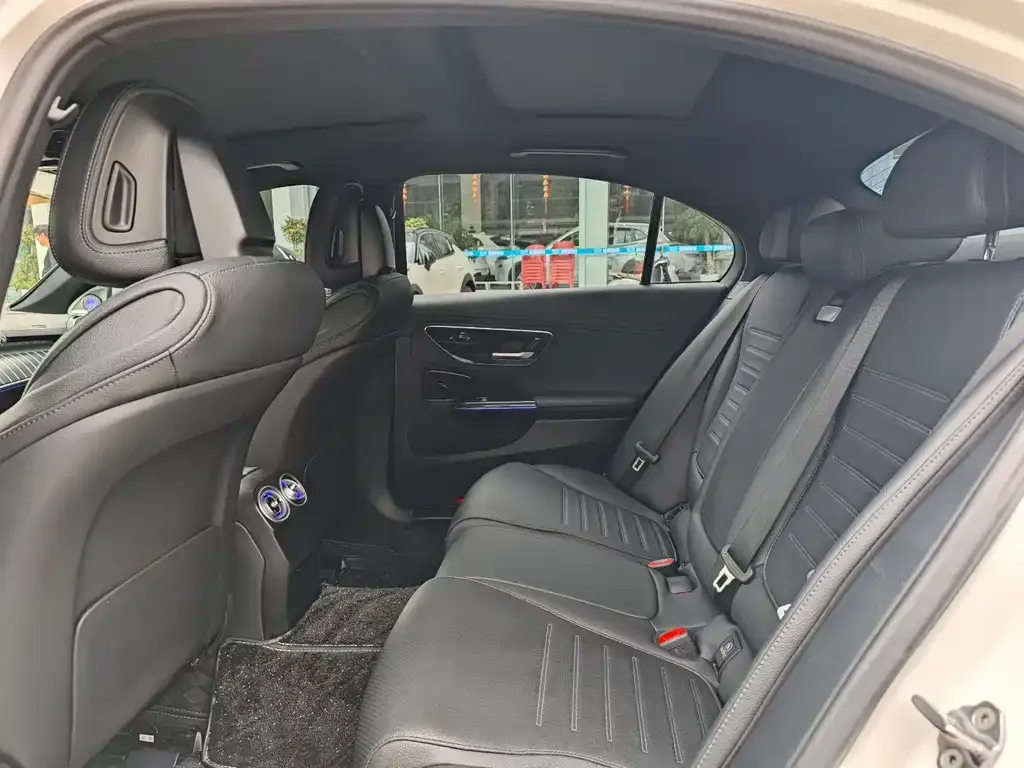 Mercedes-Benz C-Class 2023 из CN, фото 4