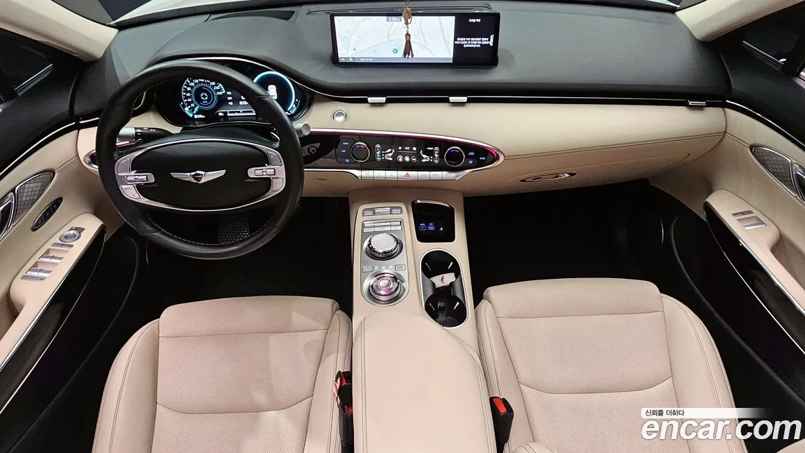 Genesis GV70 — фото 10