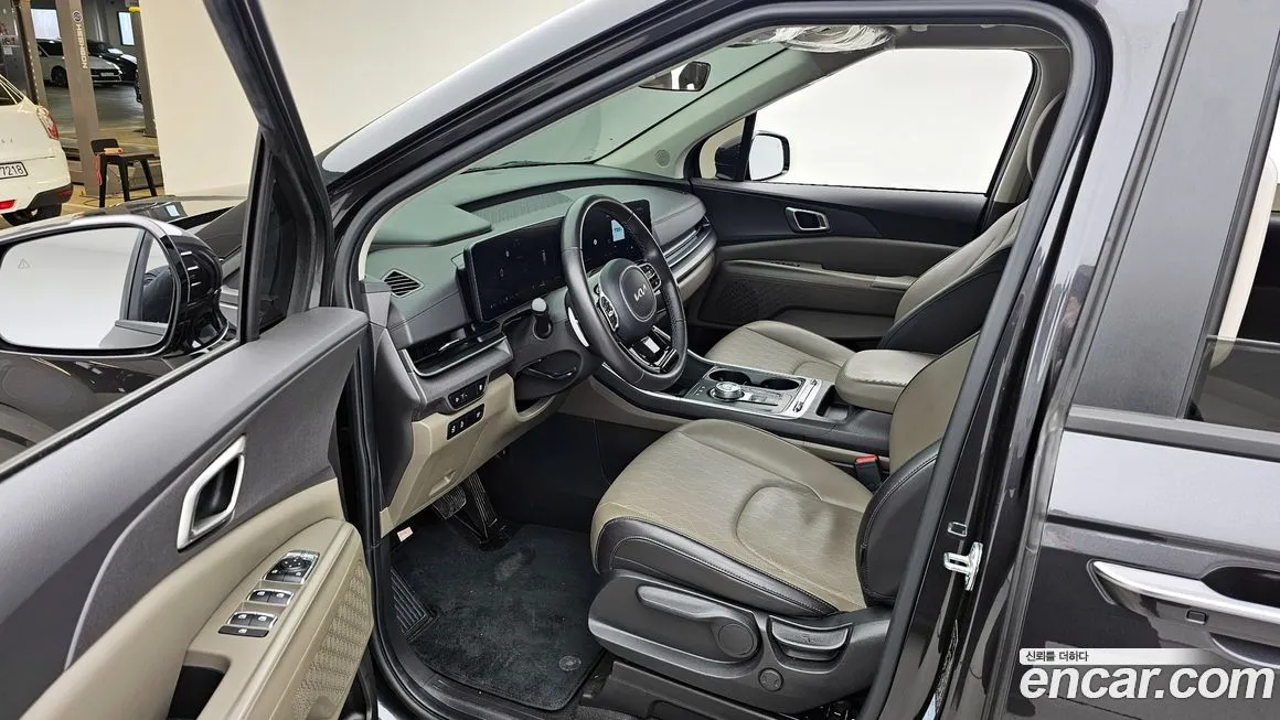 Kia Carnival 2024 из KR, фото 2