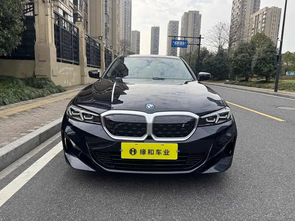 BMW i3 — фото 10