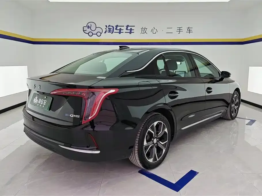Hongqi E-QM5 — фото 5