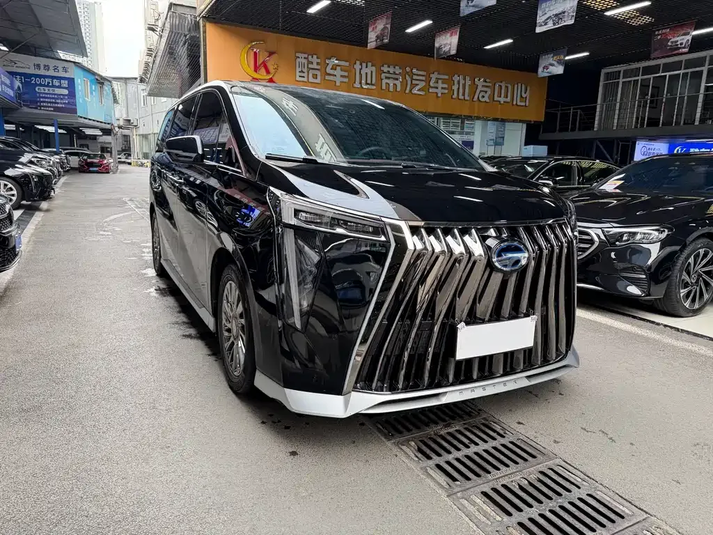 GAC Motor Trumpchi M8 — фото 6