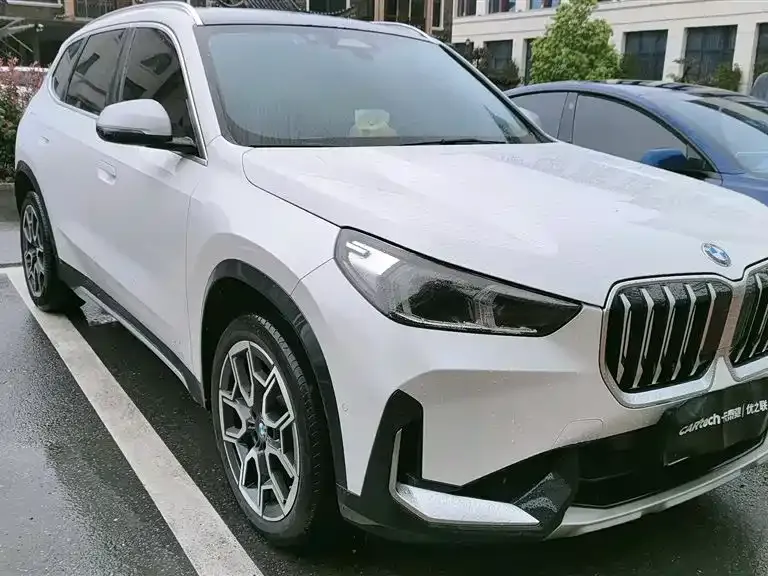 BMW X1 — фото 6