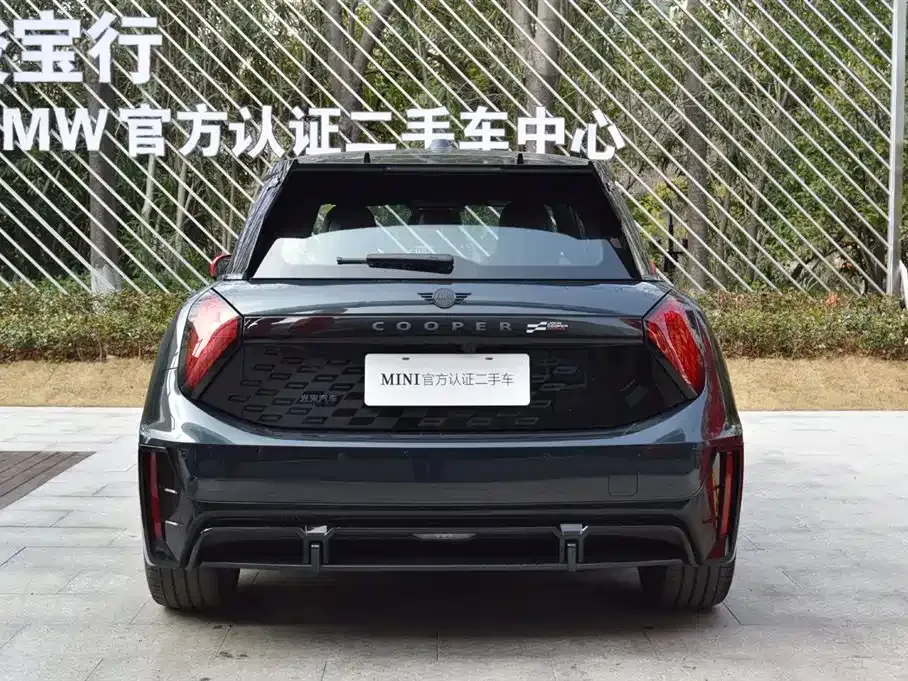 MINI JCW Electric 2025 из CN, фото 8