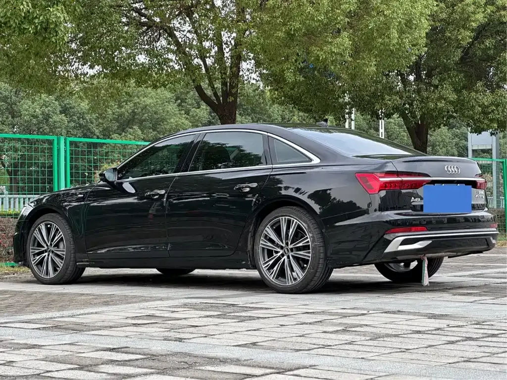 Audi A6L — фото 4
