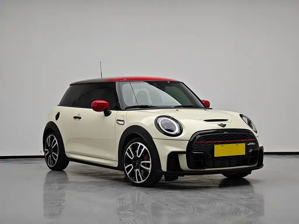 MINI JCW (John Cooper Works) — фото 8
