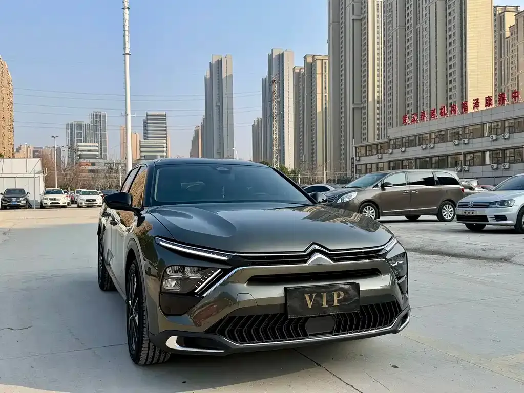 Citroen C5 X 2025 из CN, фото 3