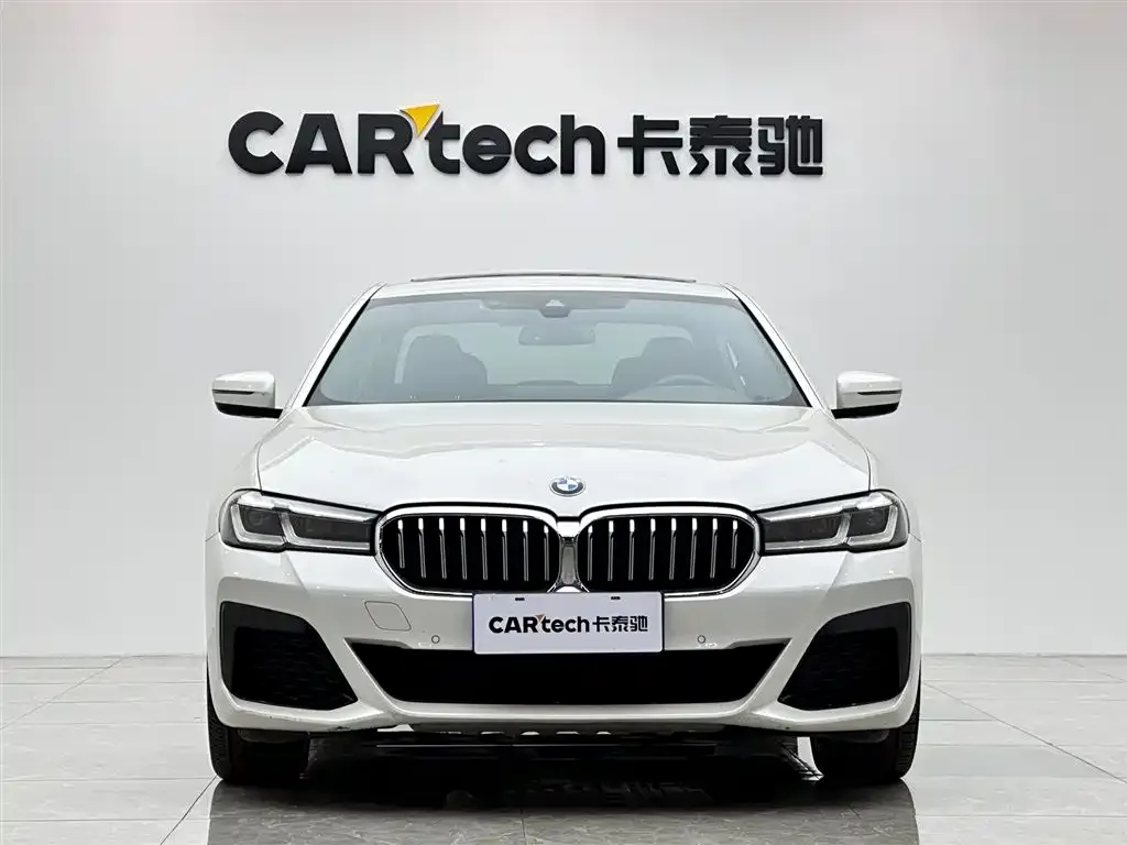 BMW 5 Series — фото 3