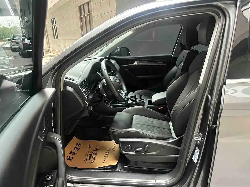 Audi Q5L 2022 из CN, фото 10