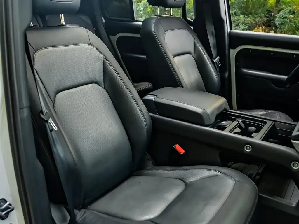 Land Rover Defender 2022 из CN, фото 3