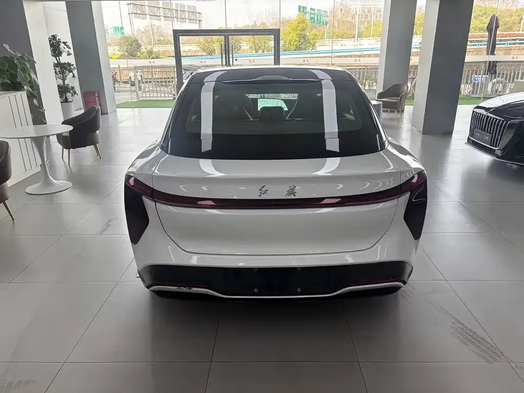 Hongqi EH7 — фото 3