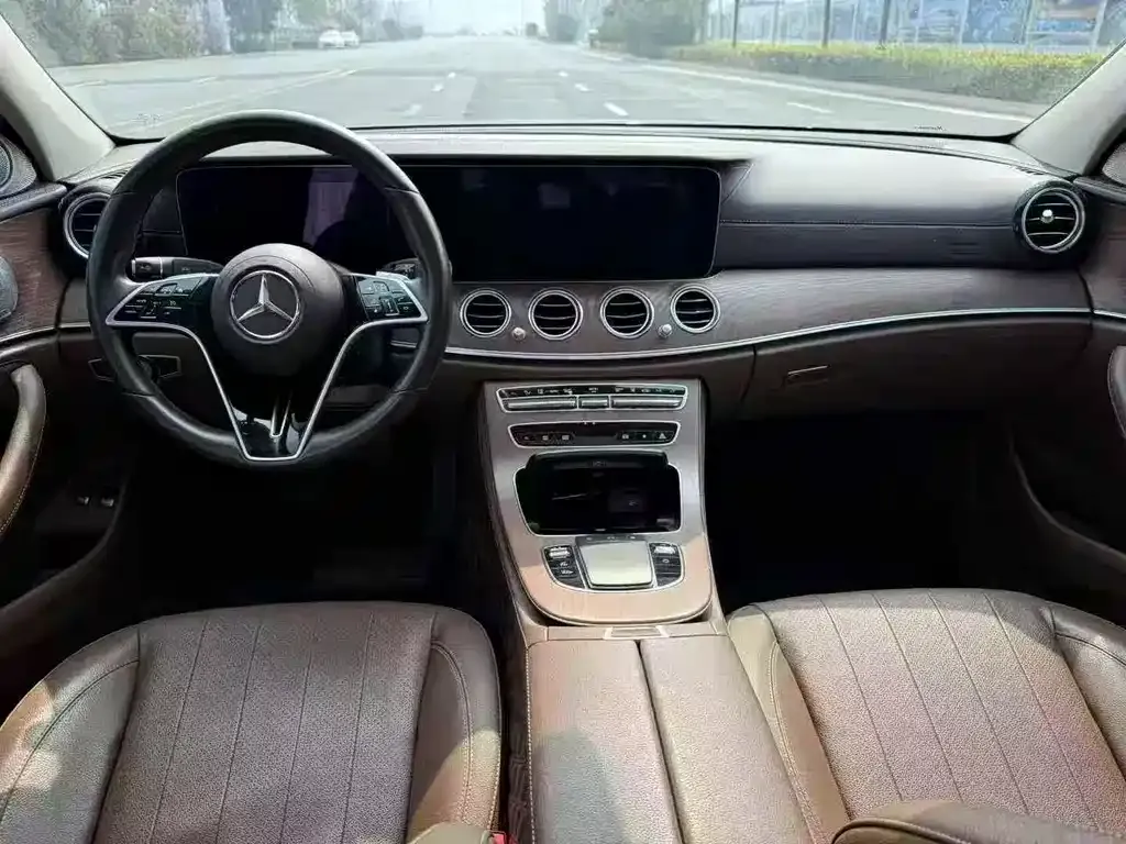 Mercedes-Benz E-Class New Energy — фото 9