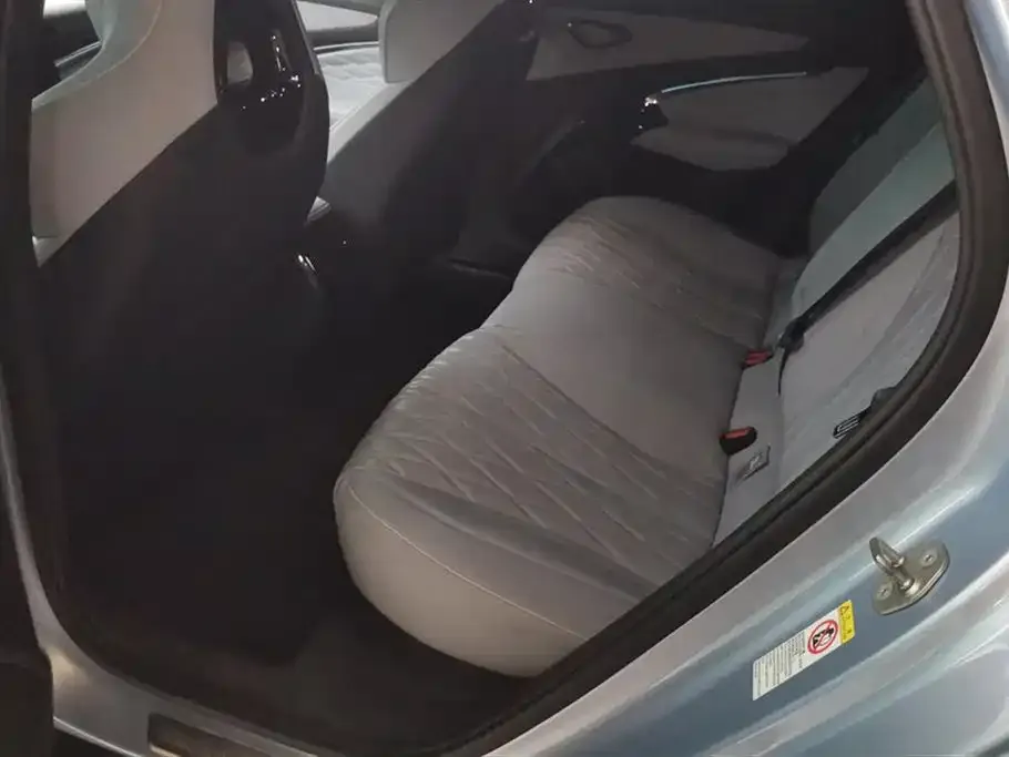 BYD Seal — фото 2