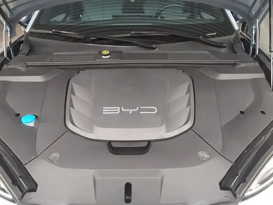 BYD Seal — фото 7