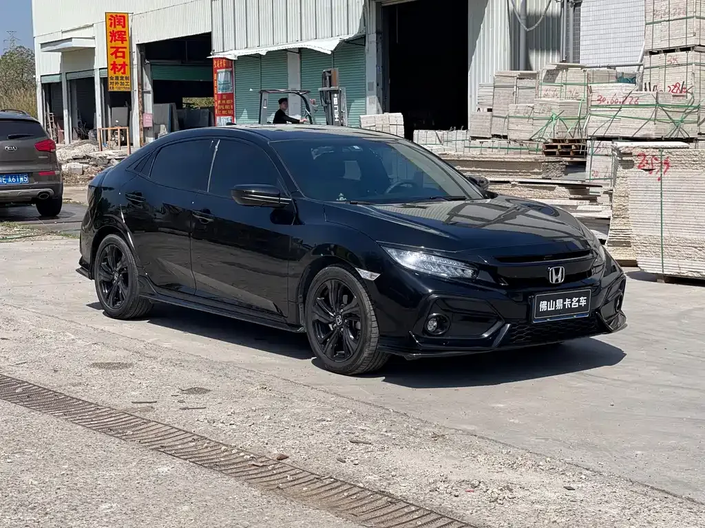 Honda Civic — фото 8