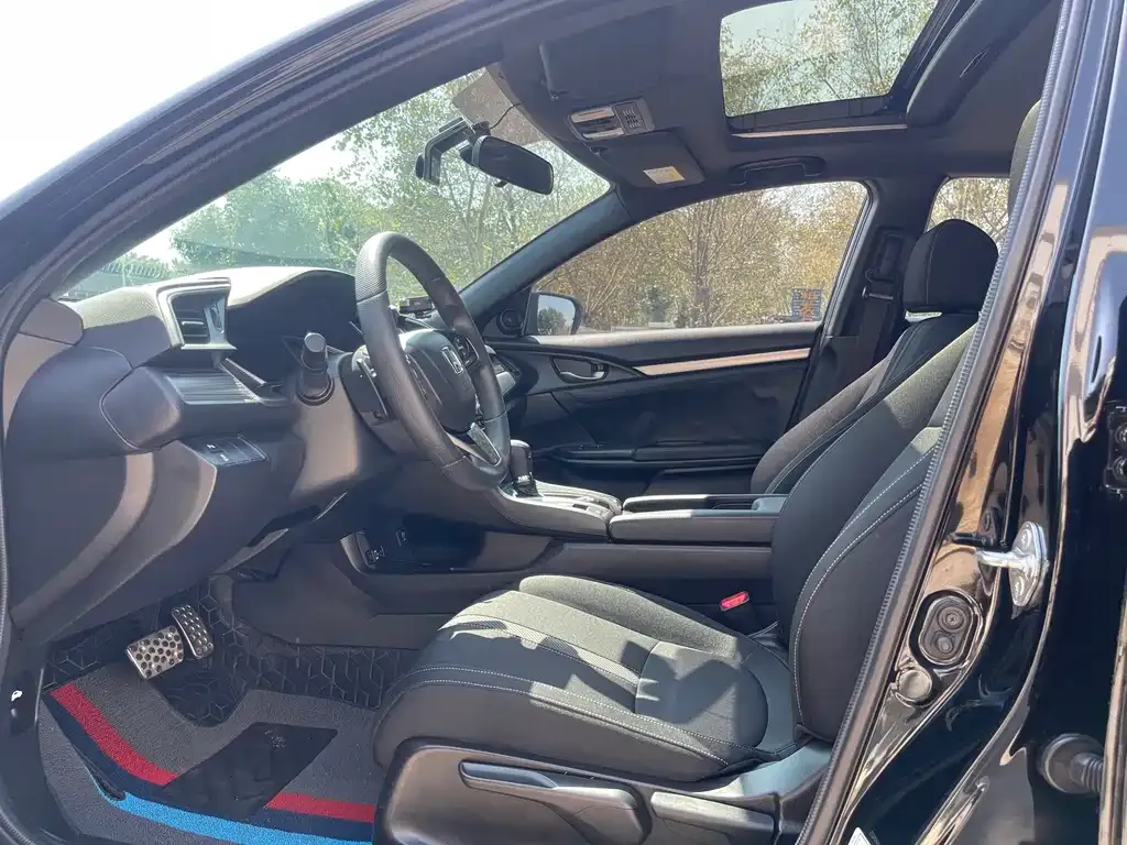Honda Civic — фото 3