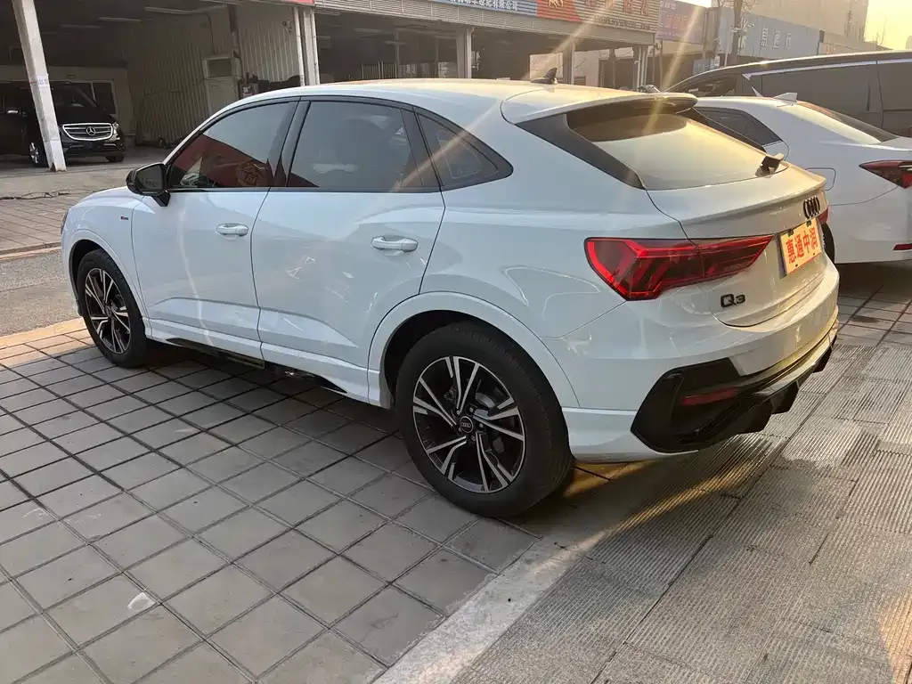 Audi Q3 Sportback 2024 из CN, фото 9