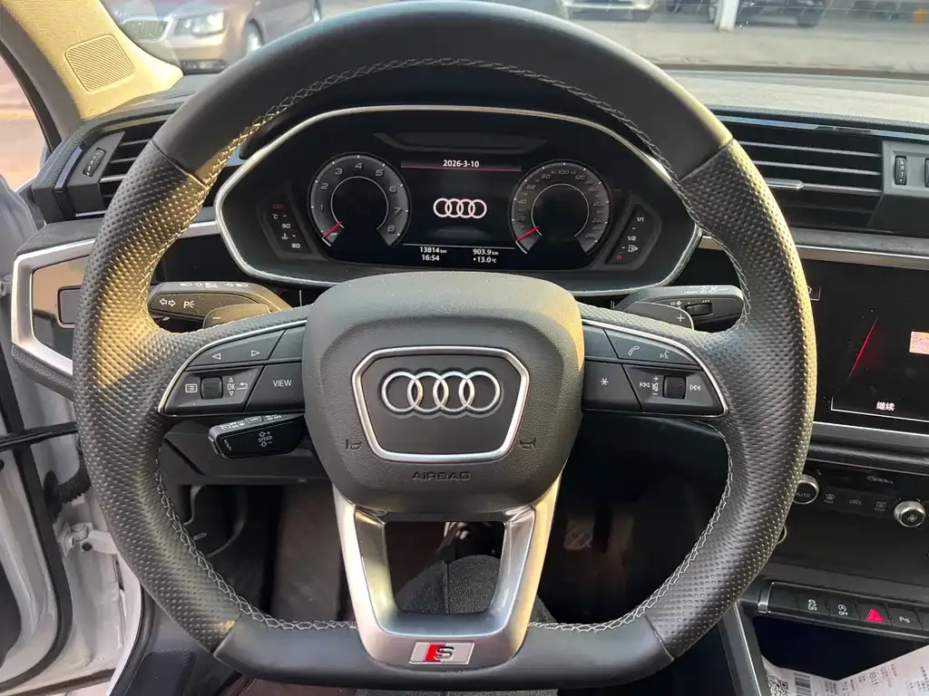 Audi Q3 Sportback 2024 из CN, фото 3